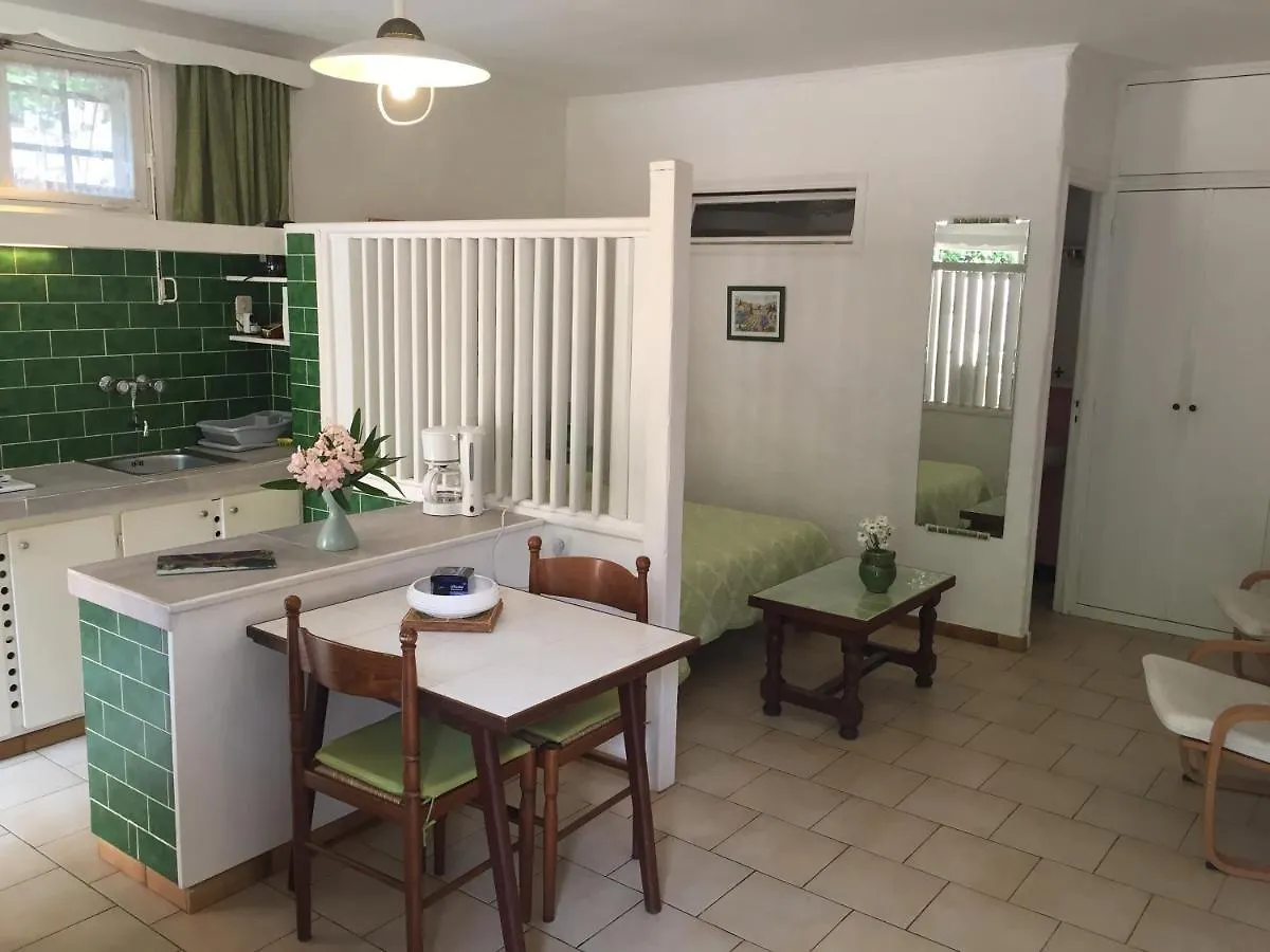 89 Le Grand Pin Apartment Sainte-Maxime 0*,