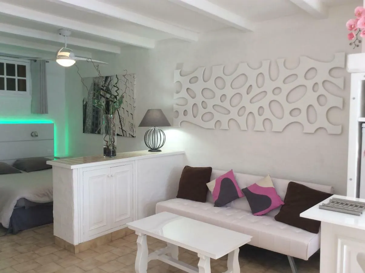 Apartamento 89 Le Grand Pin Sainte-Maxime 0*,  Francia